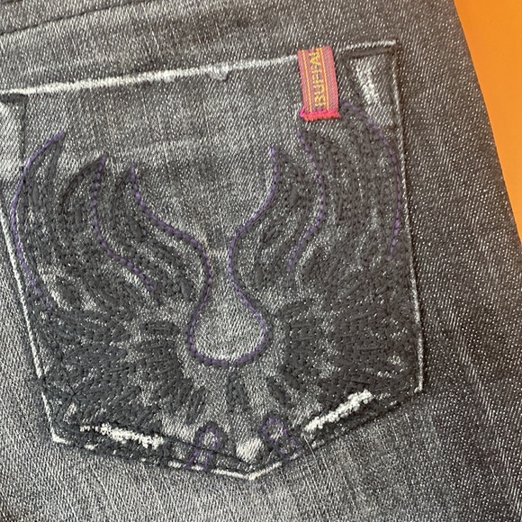 Buffalo jeans by David Bitton size 27 Capri pants in black denim. - Picture 3 of 11